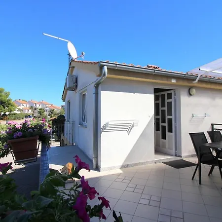 In Porec/istrien 10277 Apartment *