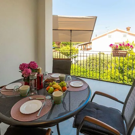 In - Istrien 10277 פורץ